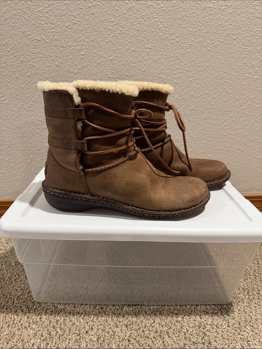 UGG Caspia 1932 bootie.